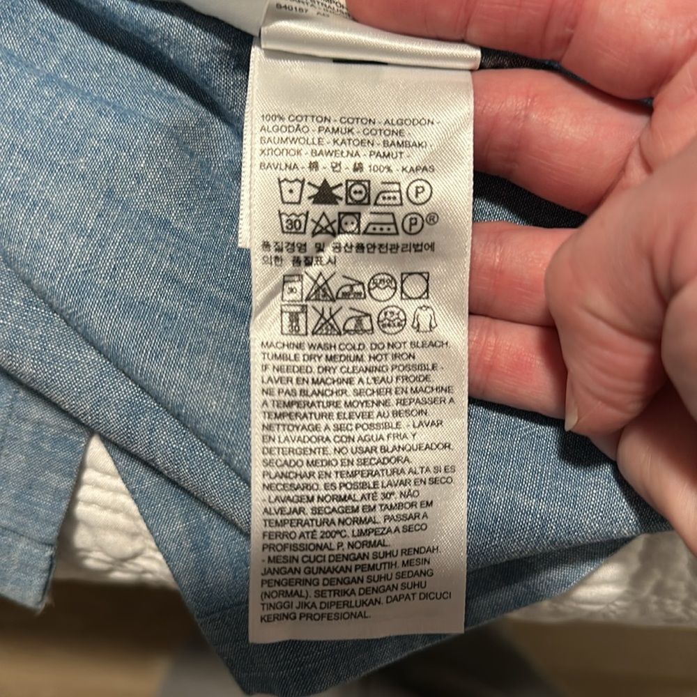 Levi’s XS Denim-colored Top - Picture 5 of 5